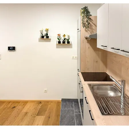 דירה City Center Apartment For 6 ווינר נוישטאדט