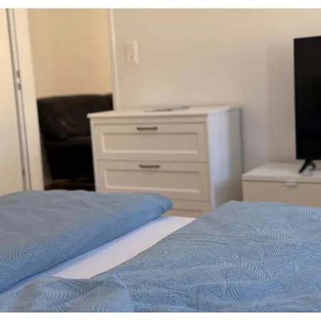 City Center Apartment For 6 ווינר נוישטאדט